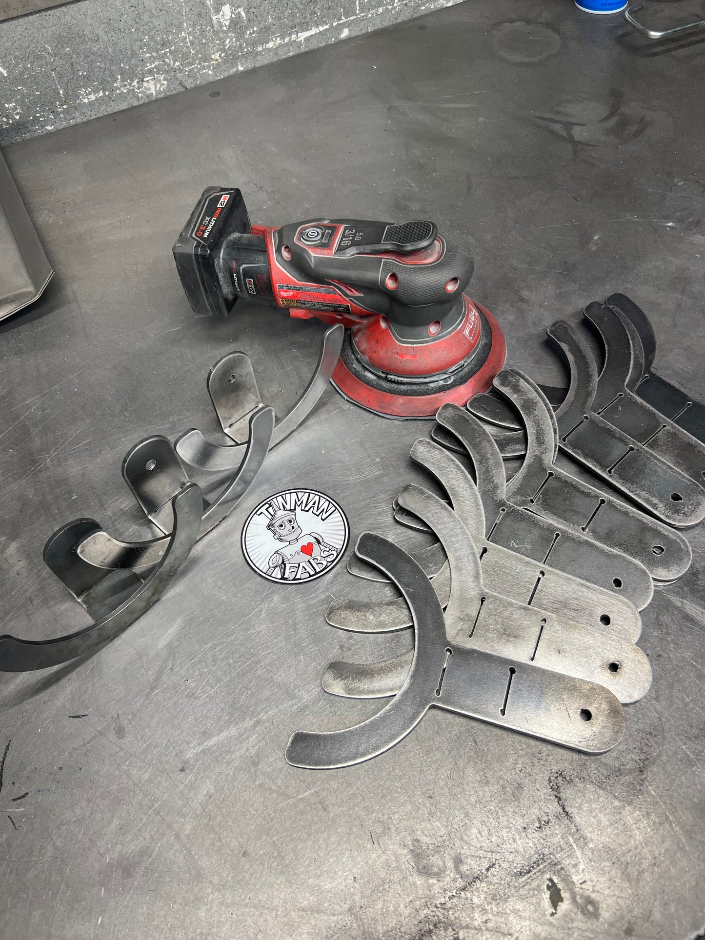 DA sander/Grinder wall mount