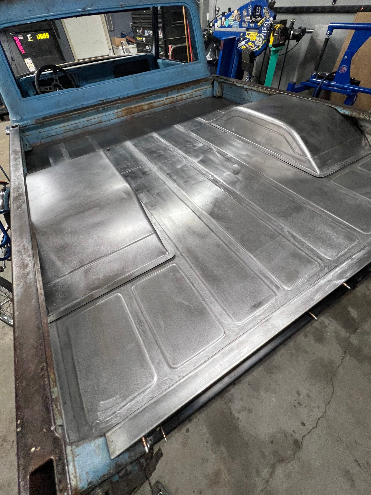 Raised Floor Wheel Tubs