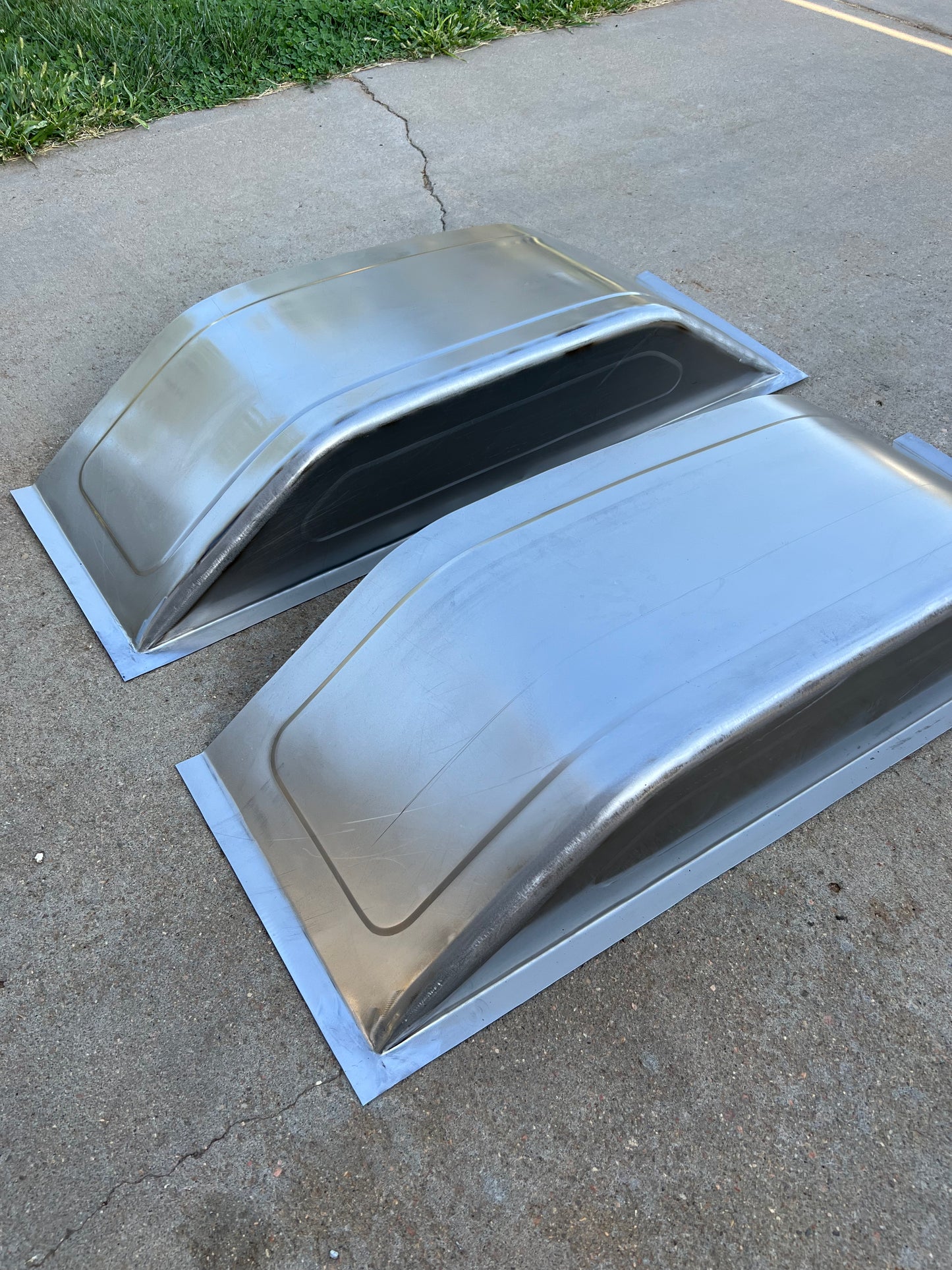 Raised Floor Wheel Tubs